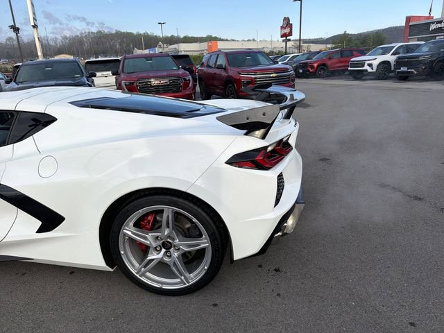 Used 2021 Chevrolet Corvette Stingray Coupe w/ Z51 Performance Package RWD image 9