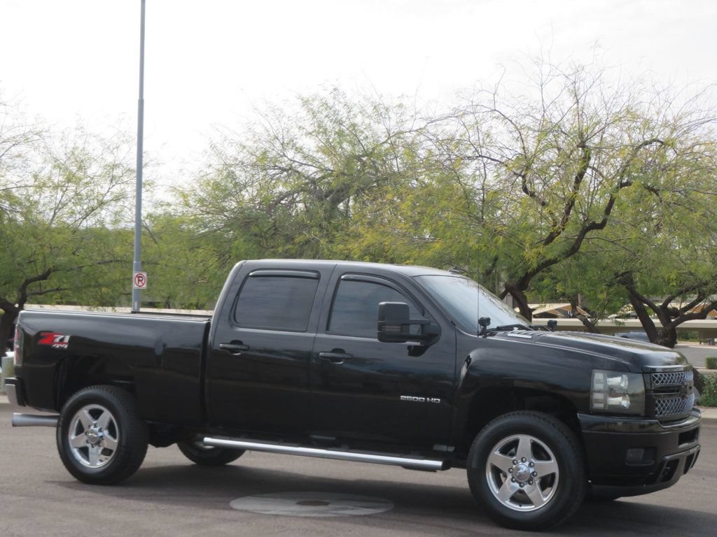 Used 2014 Chevrolet Silverado 2500 LTZ w/ LTZ Plus Package AWD/4WD image 4