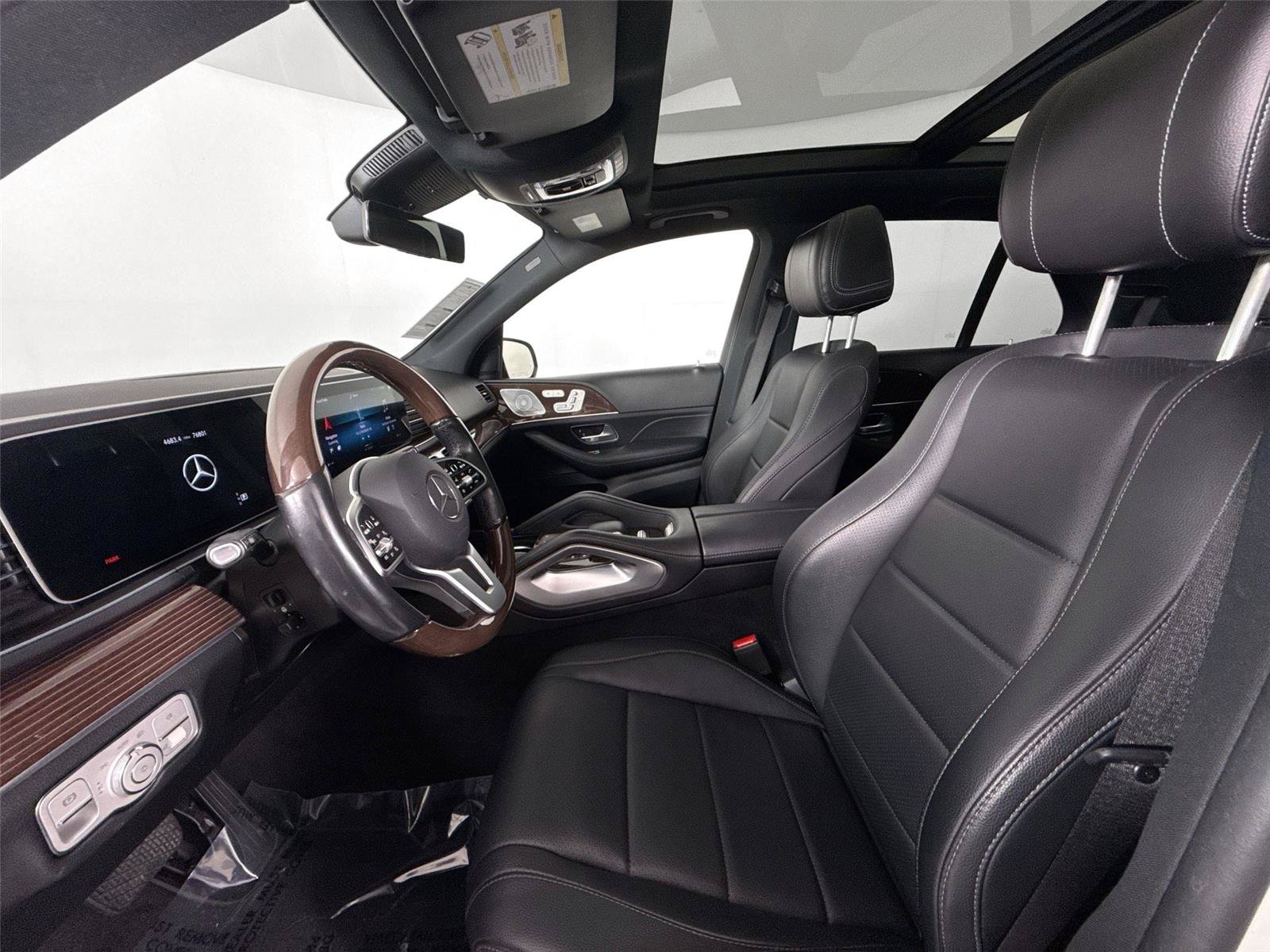 Used 2021 Mercedes-Benz GLE 450 4MATIC image 3