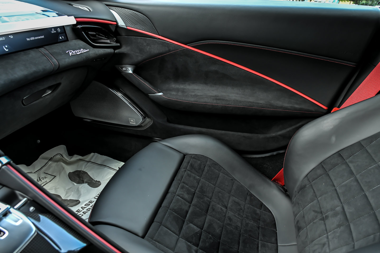 Used 2024 Ferrari Roma Spider RWD image 48