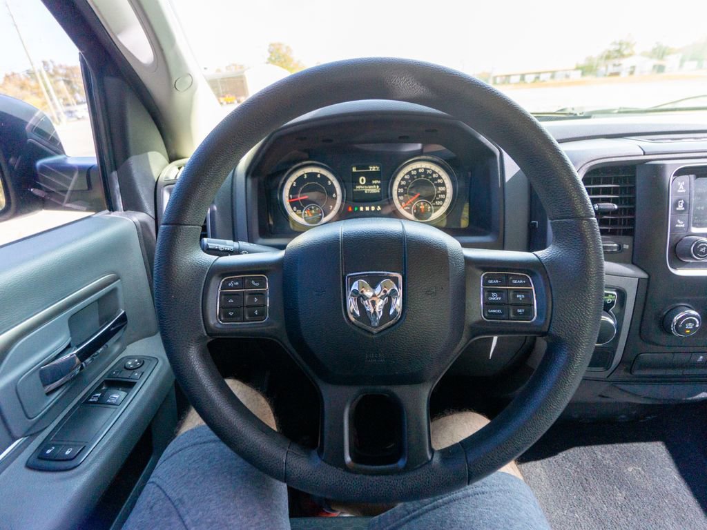 Used 2018 RAM 1500 Express w/ Black Ram 1500 Express Group image 17