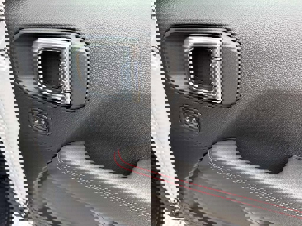 New 2026 Jeep Wrangler Unlimited Rubicon image 26