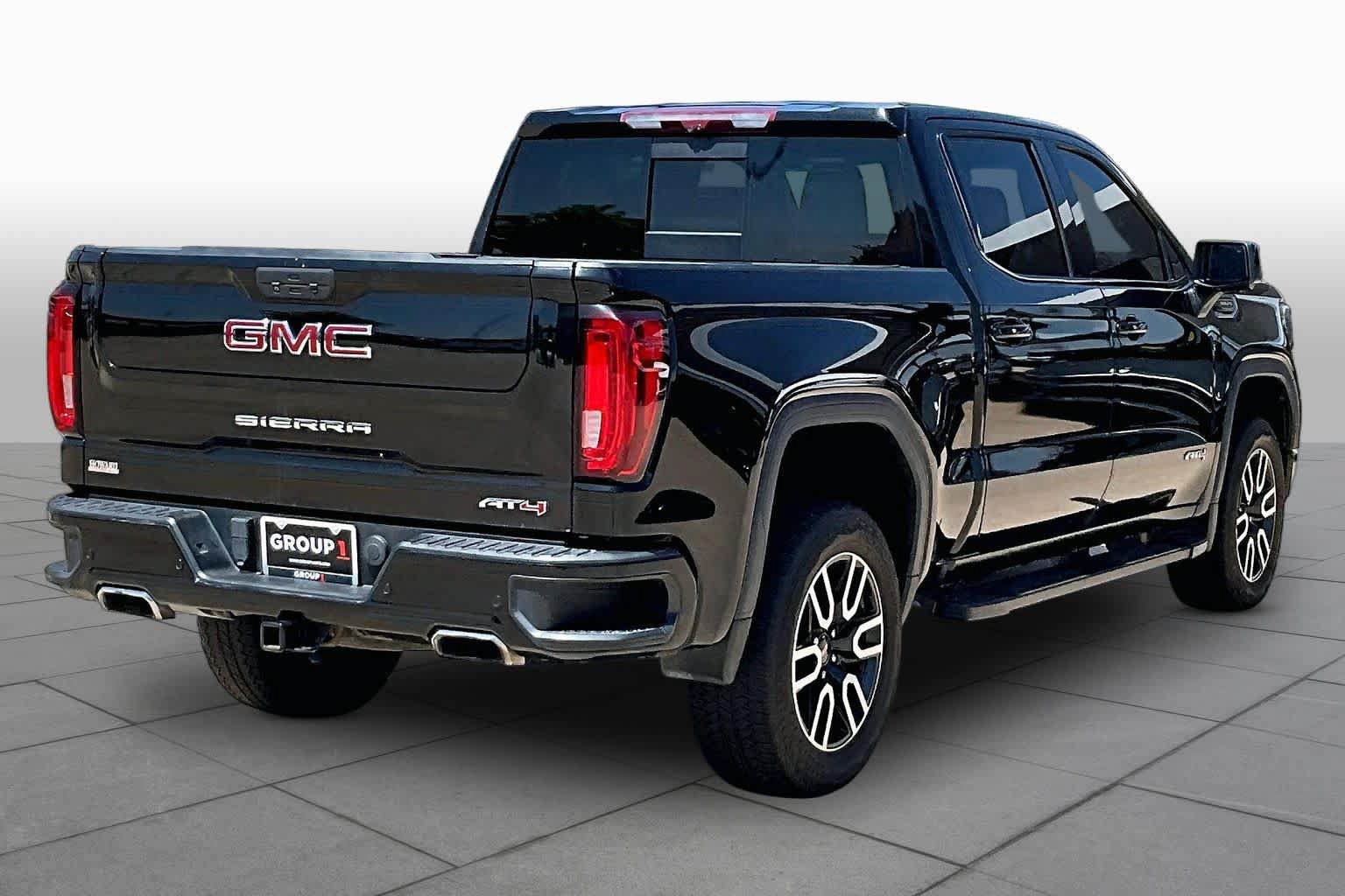 Used 2020 GMC Sierra 1500 AT4 w/ AT4 Premium Package AWD/4WD image 11