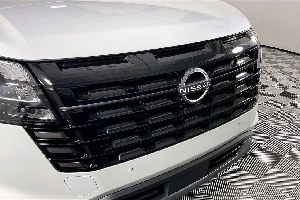 New 2026 Nissan Pathfinder Platinum w/ Cargo Package image 36