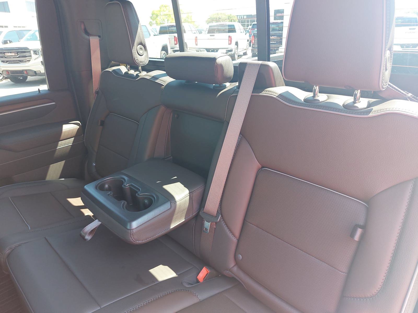 New 2026 GMC Sierra 2500 Denali w/ Denali Reserve Package AWD/4WD image 13