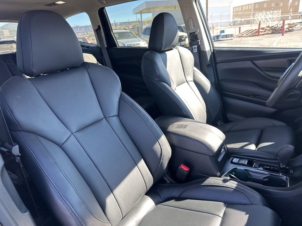 Used 2025 Subaru Ascent Bronze Edition image 11