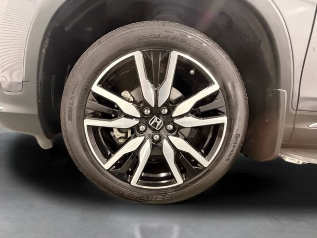 Certified 2019 Honda Pilot Touring image 11