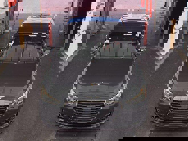 Used 2018 Genesis G90 3.3T Premium image 2