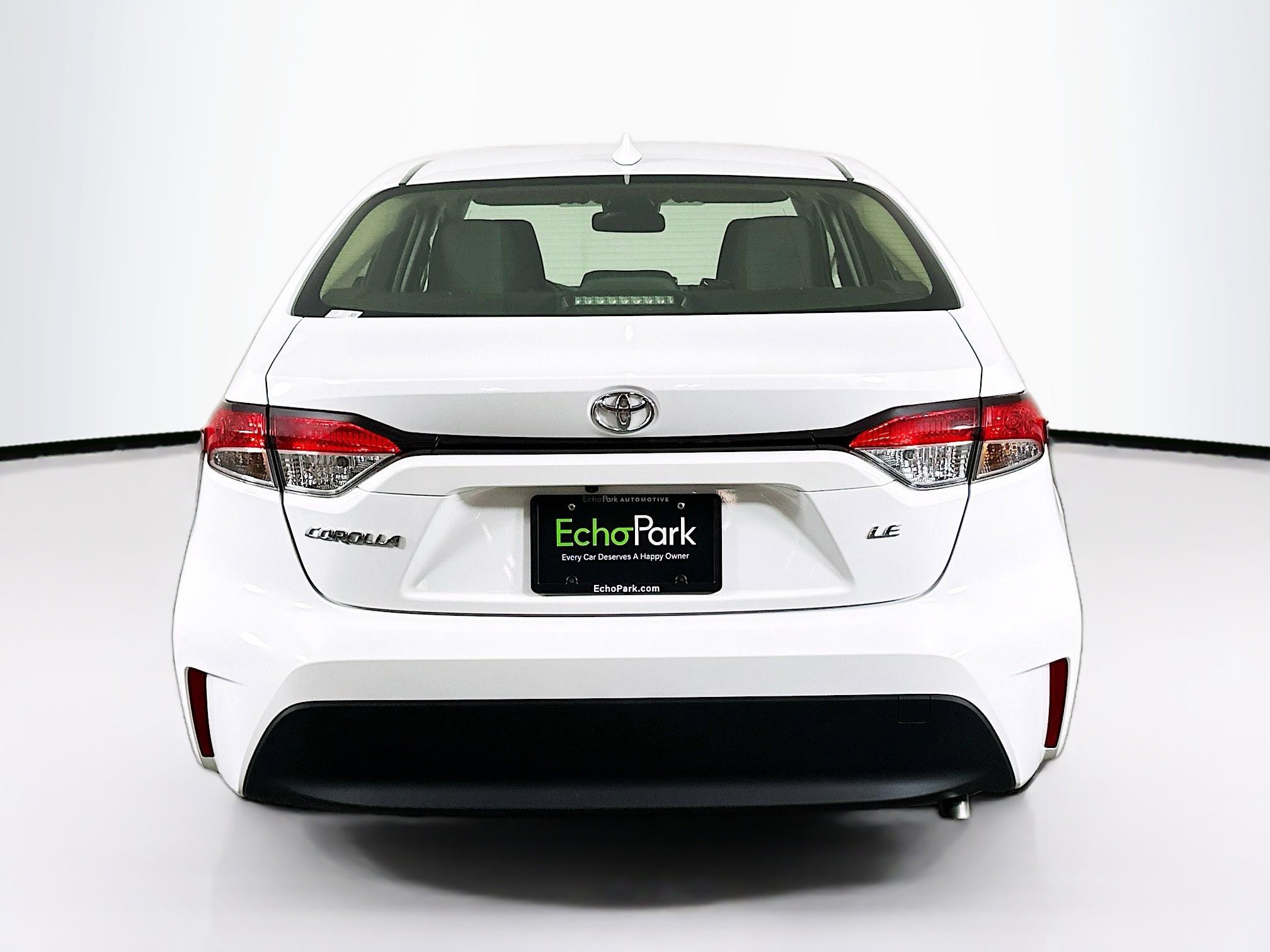 Used 2023 Toyota Corolla LE w/ Carpet Mat Package (TMS) image 7