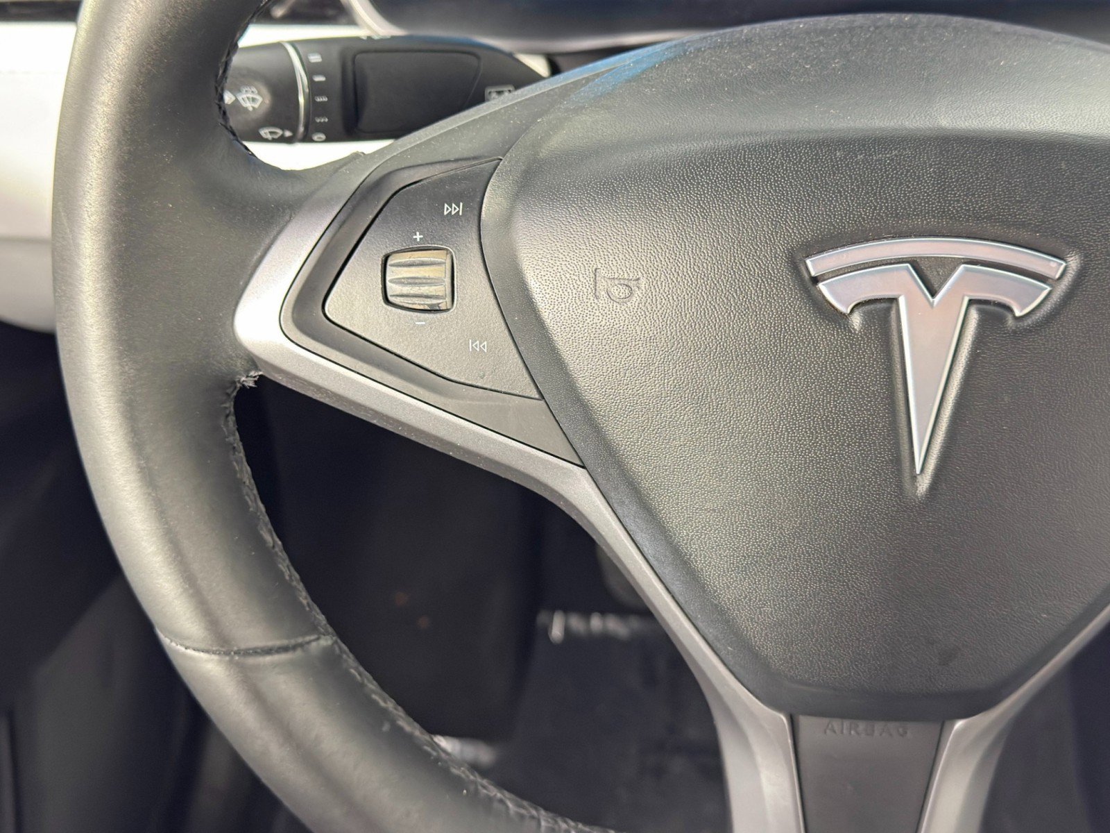 Used 2019 Tesla Model X Long Range AWD/4WD image 18
