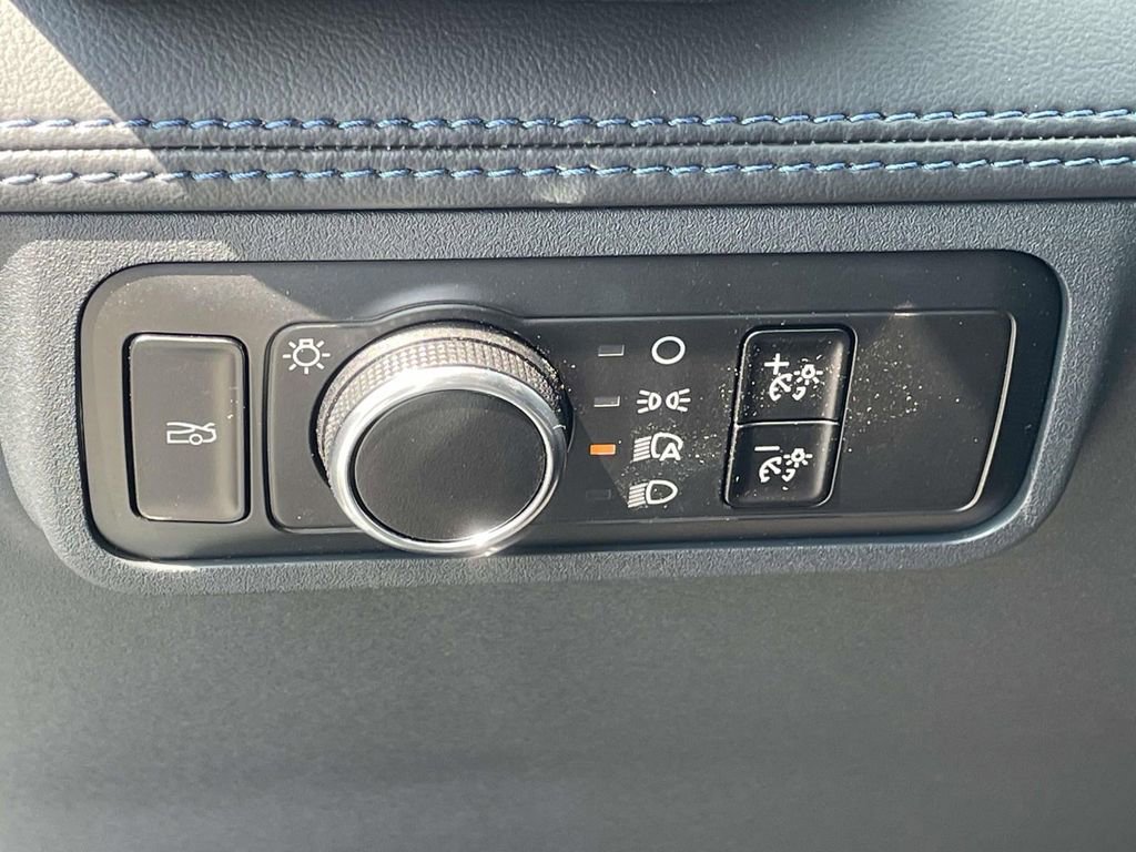 New 2025 Ford Mustang Dark Horse image 18