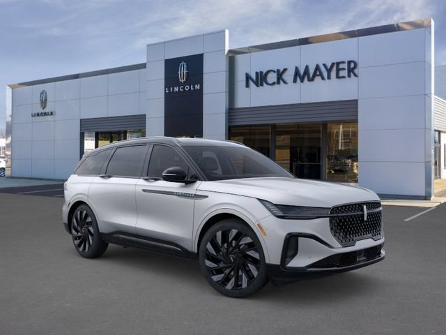 New 2025 Lincoln Nautilus Reserve w/ Jet Appearance Package AWD/4WD image 8