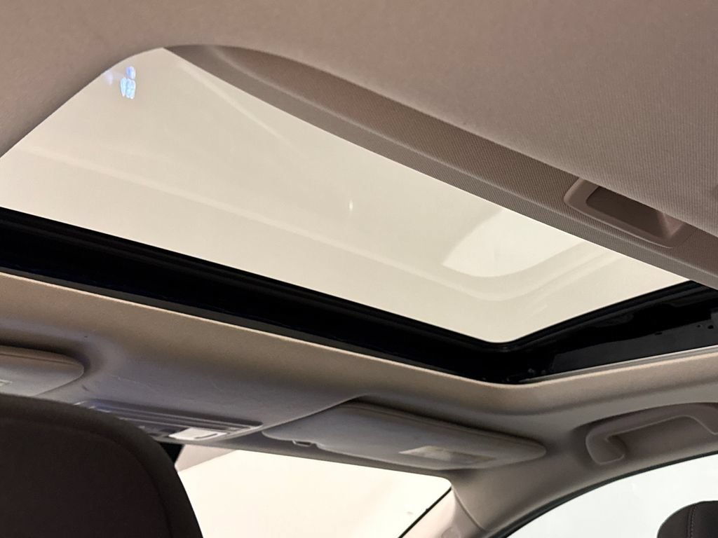 Used 2022 Honda HR-V EX image 12