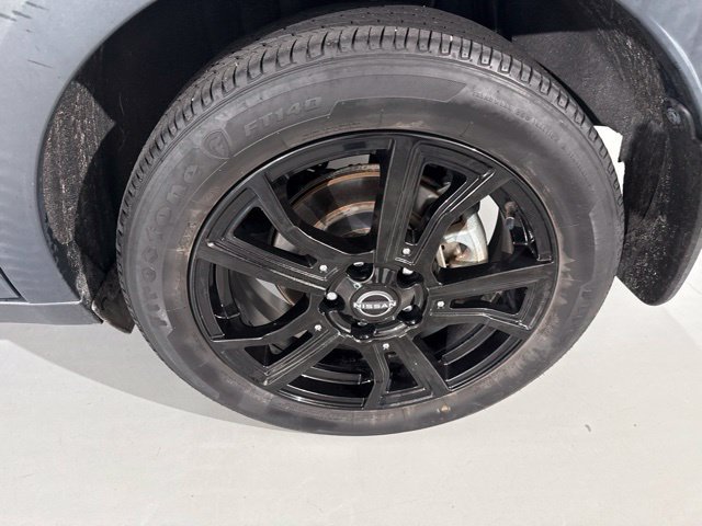 Used 2023 Nissan Kicks SV w/ Interior Electronics Package FWD image 6