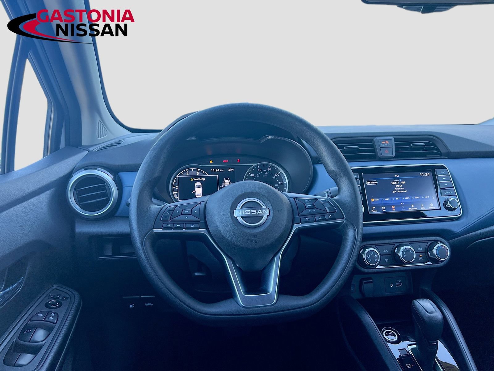 Used 2024 Nissan Versa SV image 27