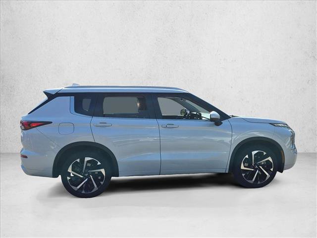 Used 2022 Mitsubishi Outlander SEL AWD/4WD image 4