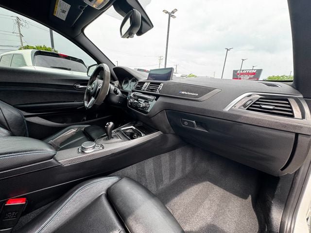 Used 2018 BMW M2 RWD image 21