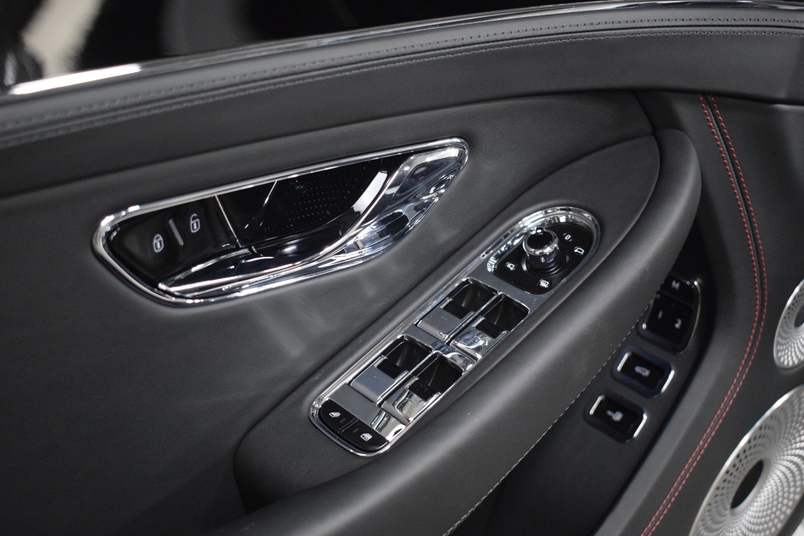 New 2026 Bentley Continental GTC image 35