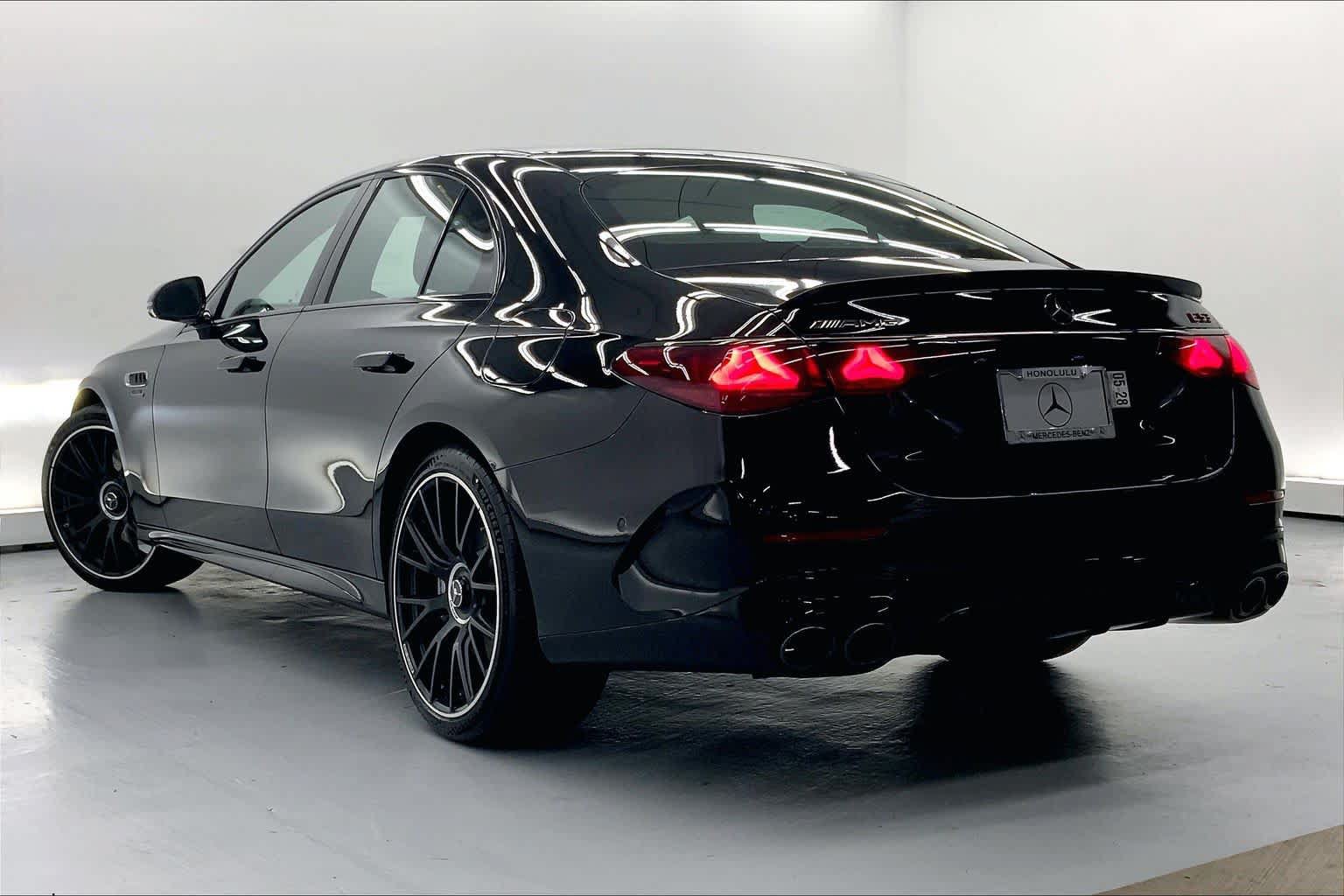 New 2026 Mercedes-Benz E 53 AMG e 4MATIC Sedan image 6