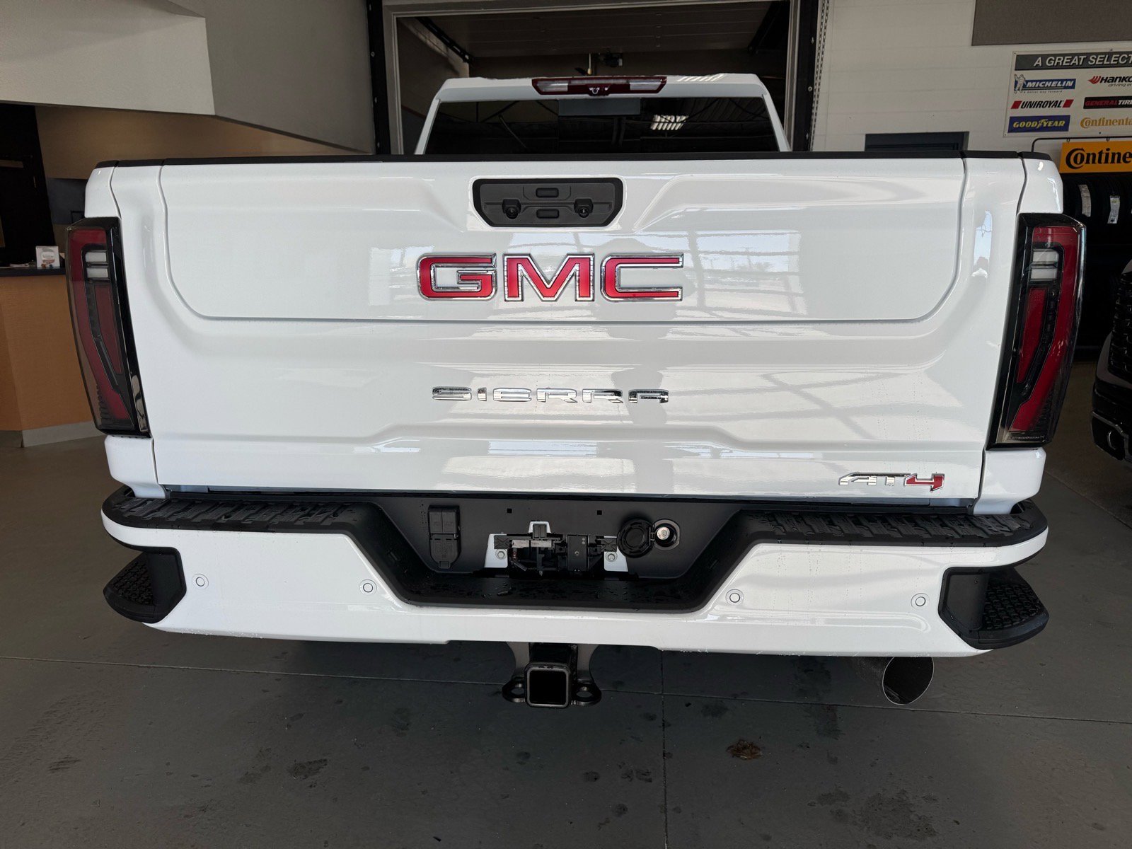 New 2026 GMC Sierra 2500 AT4 w/ AT4 Premium Plus Package image 6