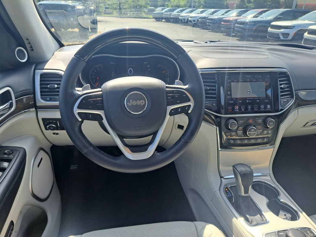 Used 2020 Jeep Grand Cherokee Summit AWD/4WD image 13