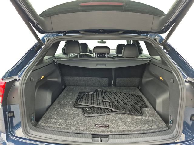 Used 2023 Volkswagen Atlas Cross Sport SE w/ Panoramic Sunroof Package AWD/4WD image 19