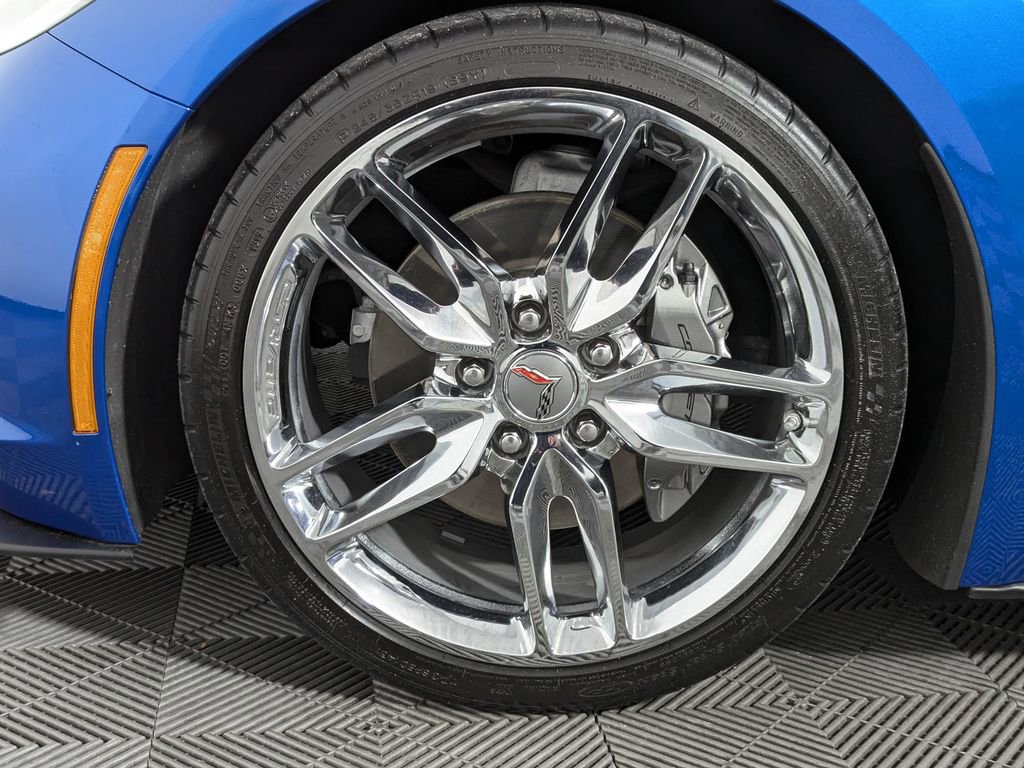 Used 2015 Chevrolet Corvette Stingray Coupe w/ 2LT Preferred Equipment Group image 45