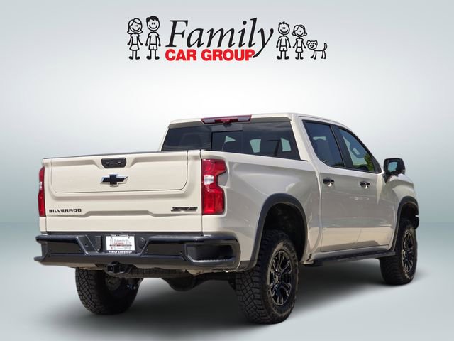 Used 2026 Chevrolet Silverado 1500 ZR2 w/ LPO, Dark Essentials Package image 4