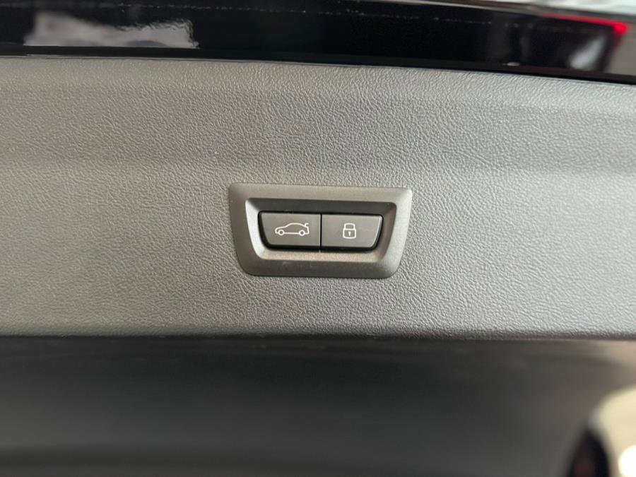 Used 2023 BMW X4 M image 9