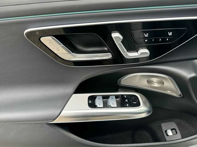Certified 2025 Mercedes-Benz E 350 4MATIC Sedan image 11