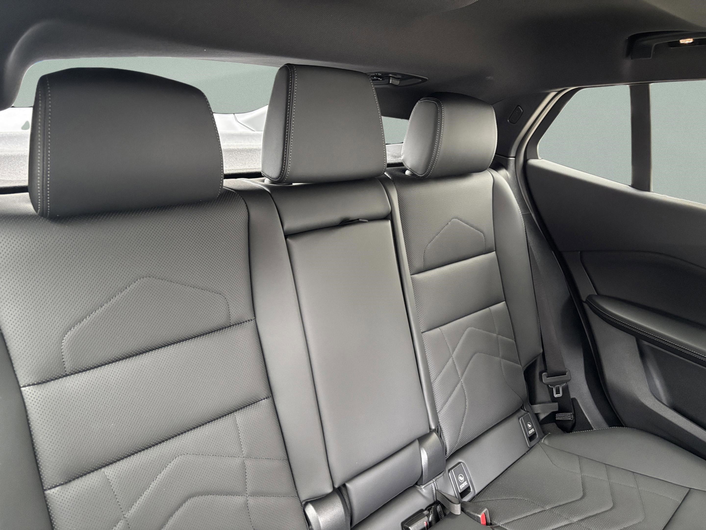 Used 2026 BMW X2 xDrive28i w/ Technology Package image 17