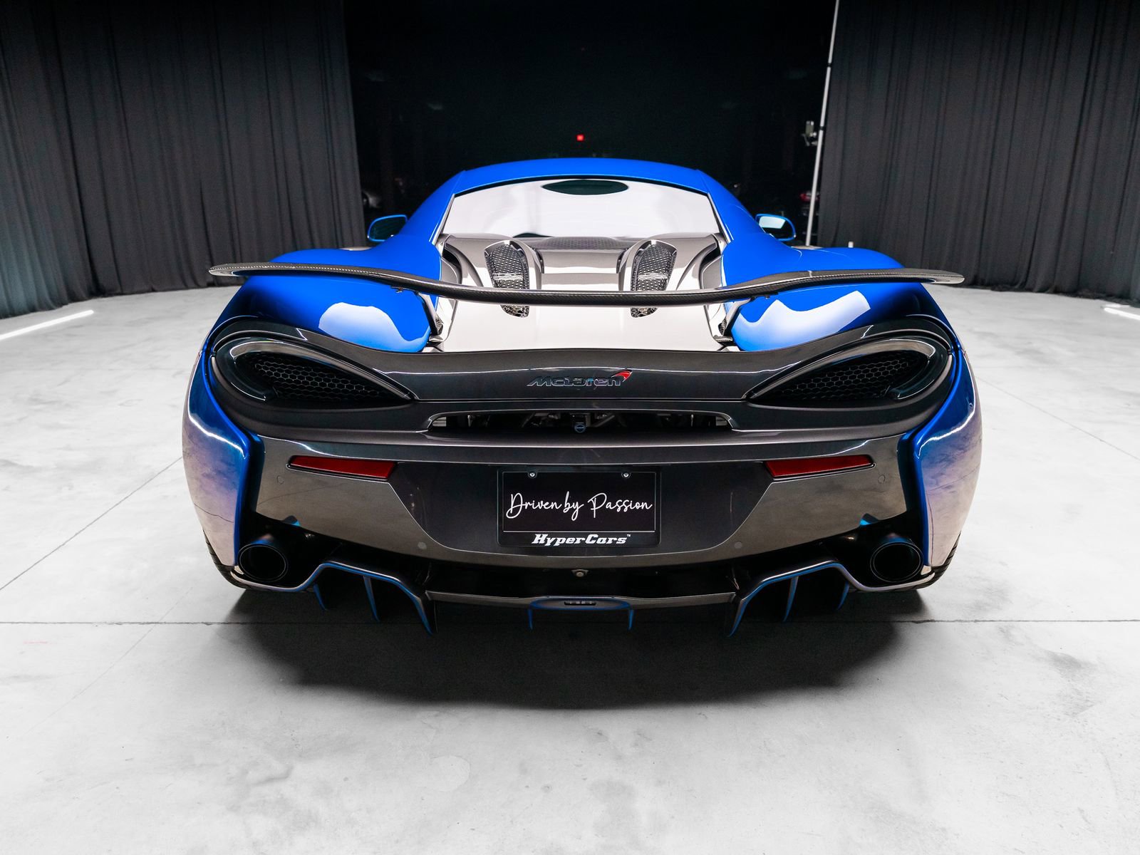 Used 2016 McLaren 570S Coupe RWD image 14