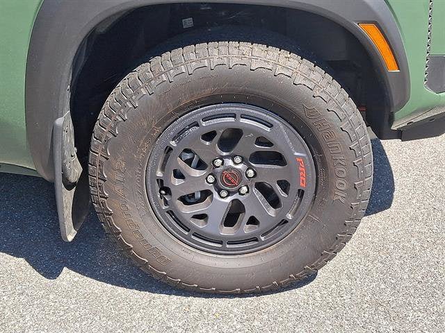 Certified 2025 Nissan Frontier PRO-4X w/ Pro Premium Package AWD/4WD image 9