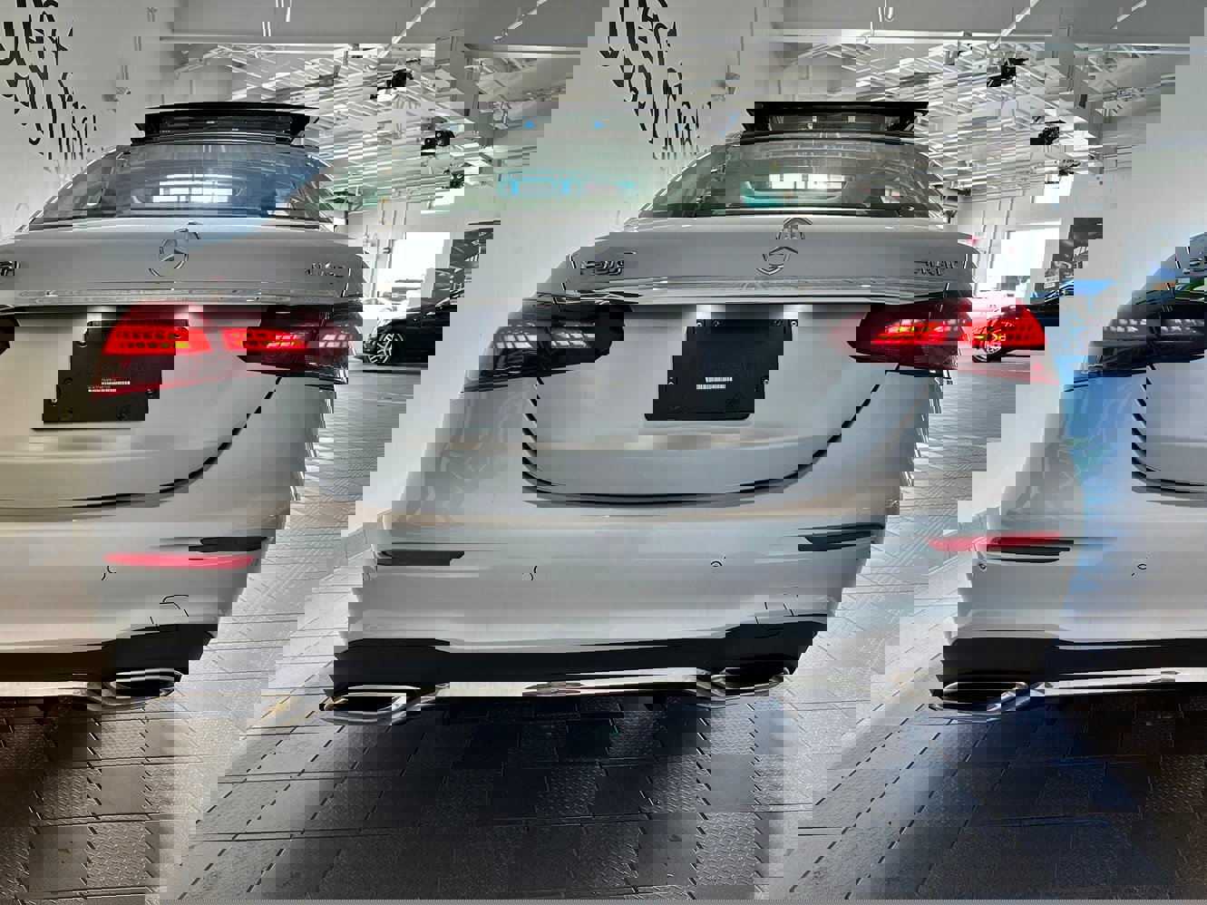 Certified 2023 Mercedes-Benz E 350 4MATIC Sedan image 5