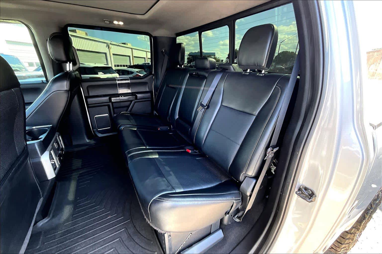Used 2019 Ford F250 Lariat w/ Lariat Ultimate Package AWD/4WD image 24