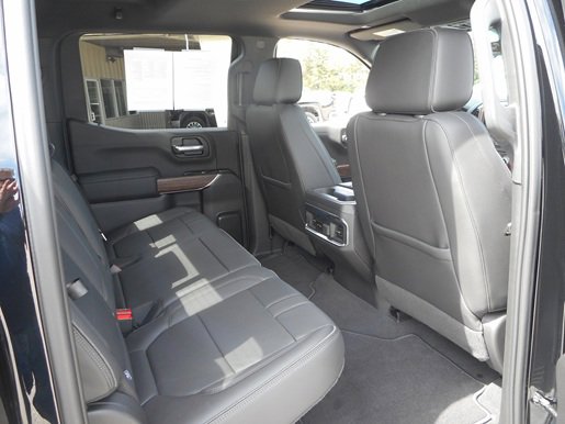 Used 2022 Chevrolet Silverado 1500 High Country w/ Technology Package AWD/4WD image 20