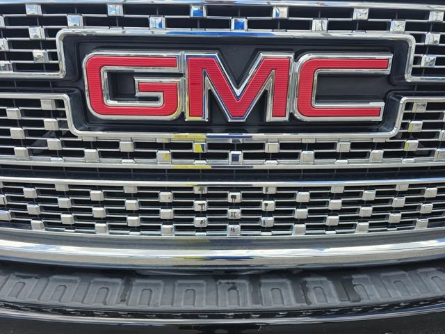 Used 2018 GMC Sierra 3500 Denali w/ Duramax Plus Package image 11