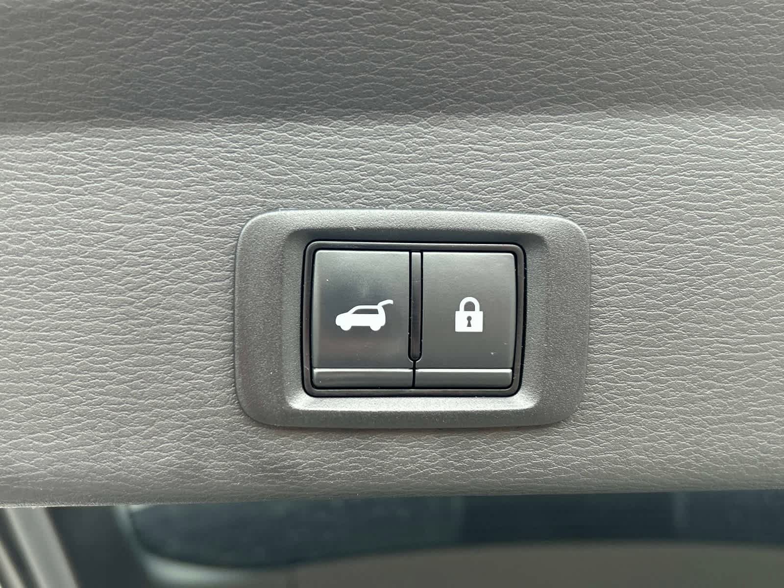 Used 2023 Mitsubishi Outlander SE AWD/4WD image 18