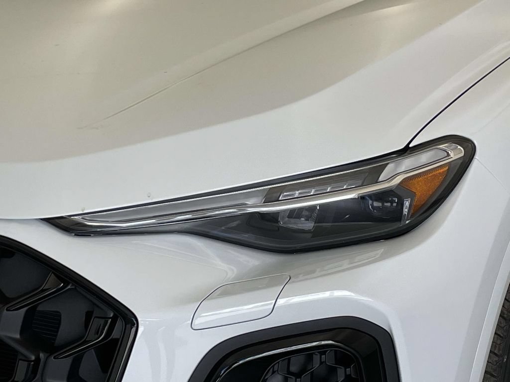 New 2026 Audi SQ5 Premium Plus AWD/4WD image 15