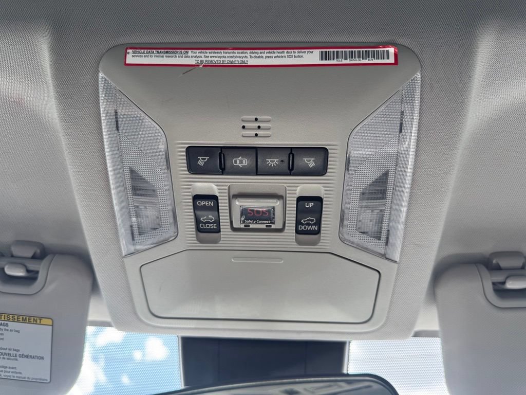 Used 2019 Toyota RAV4 XLE Premium FWD image 34