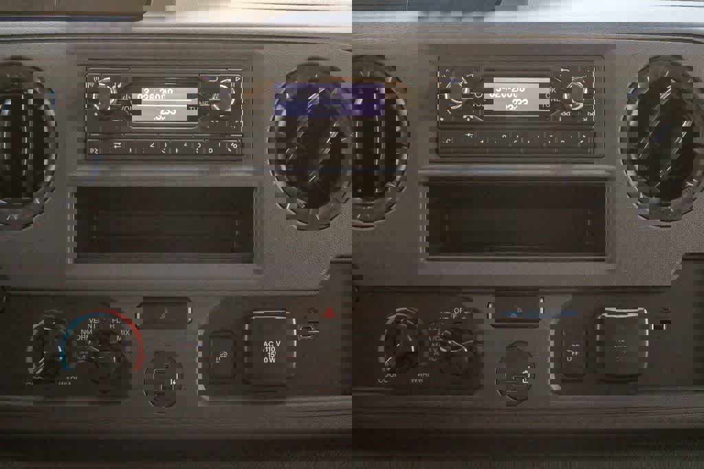 New 2026 Ford E-350 and Econoline 350 Super Duty w/ Power Equipment Group image 18