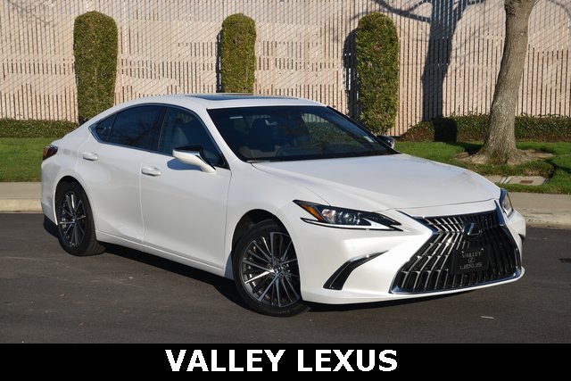 New 2025 Lexus ES 350 w/ Premium Package