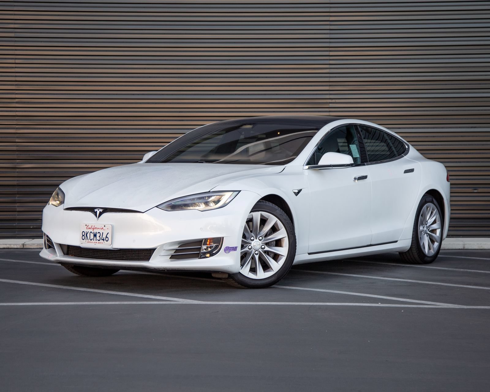 Used 2018 Tesla Model S 100D AWD/4WD image 1