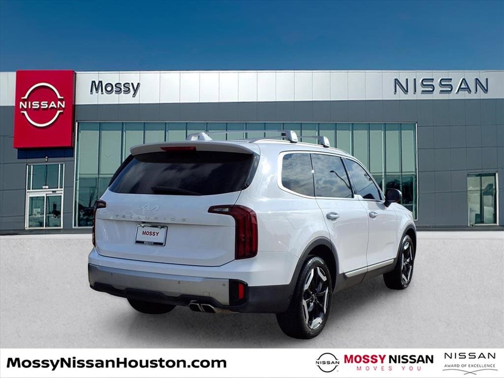 Used 2024 Kia Telluride S w/ S Sunroof Package image 7