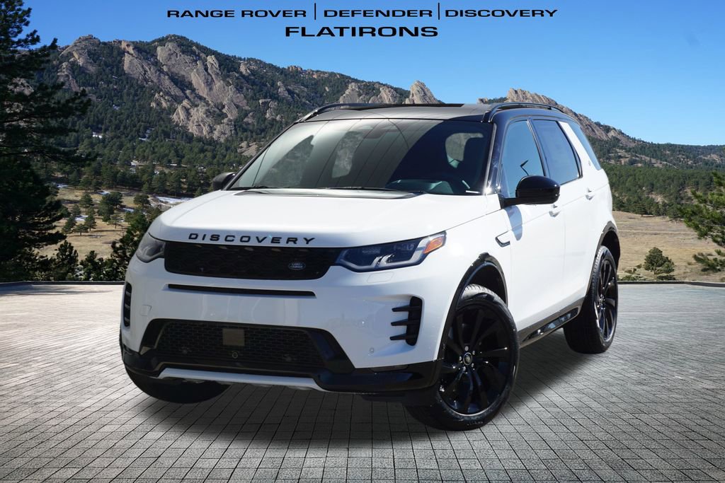 New 2025 Land Rover Discovery Sport Dynamic SE