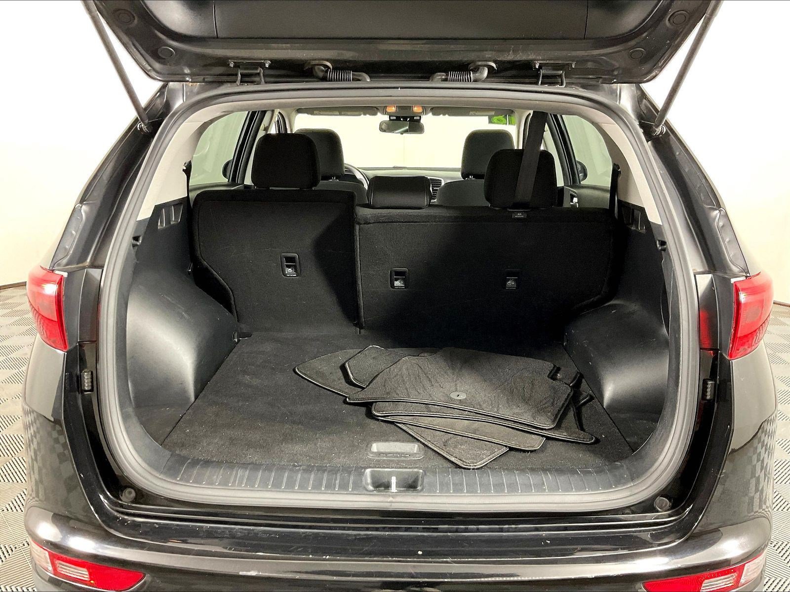 Used 2018 Kia Sportage LX w/ LX Popular Package FWD image 36