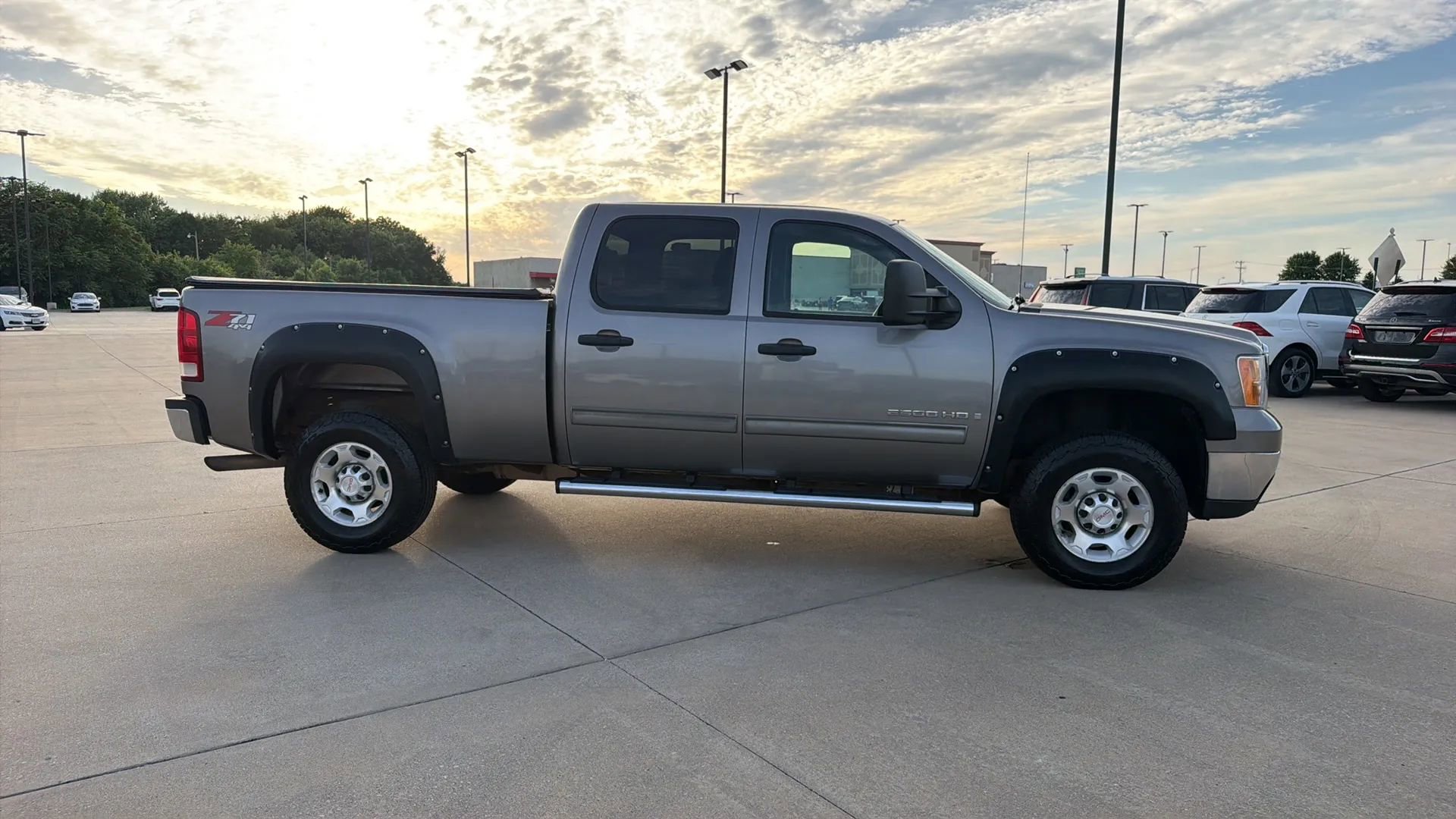Used 2008 GMC Sierra 2500 SLE w/ SLE2 Preferred Package AWD/4WD image 27