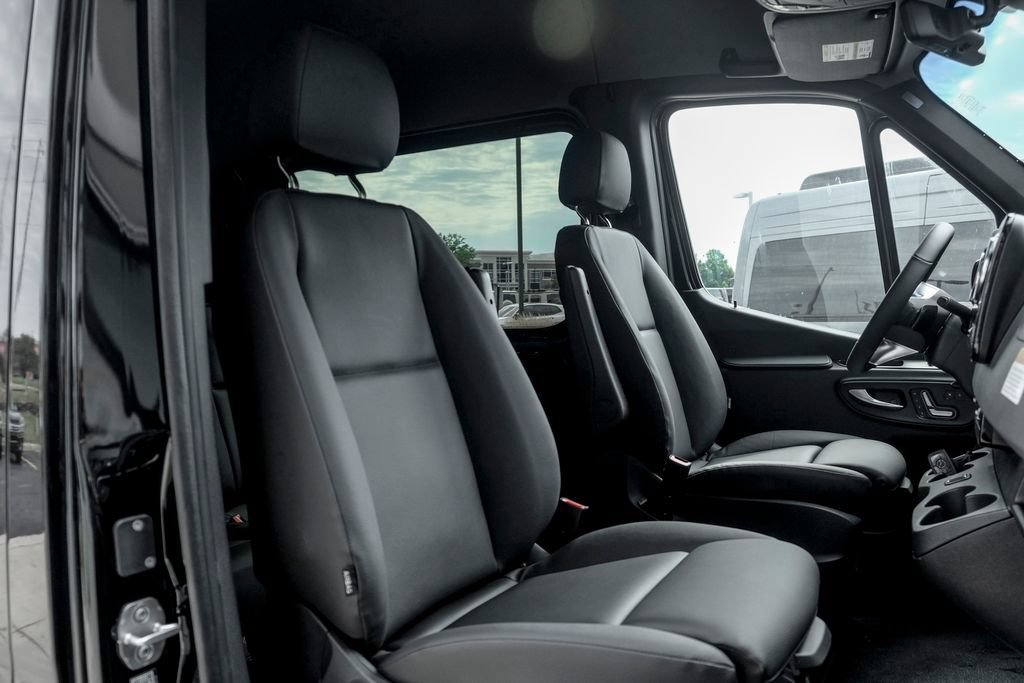 New 2026 Mercedes-Benz Sprinter 2500 image 24