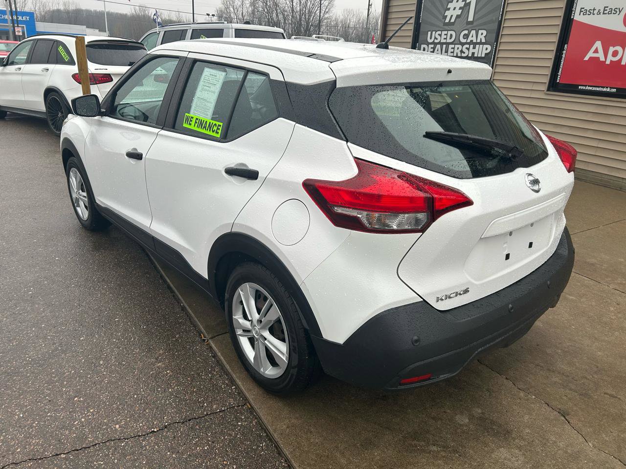 Used 2020 Nissan Kicks S FWD image 7