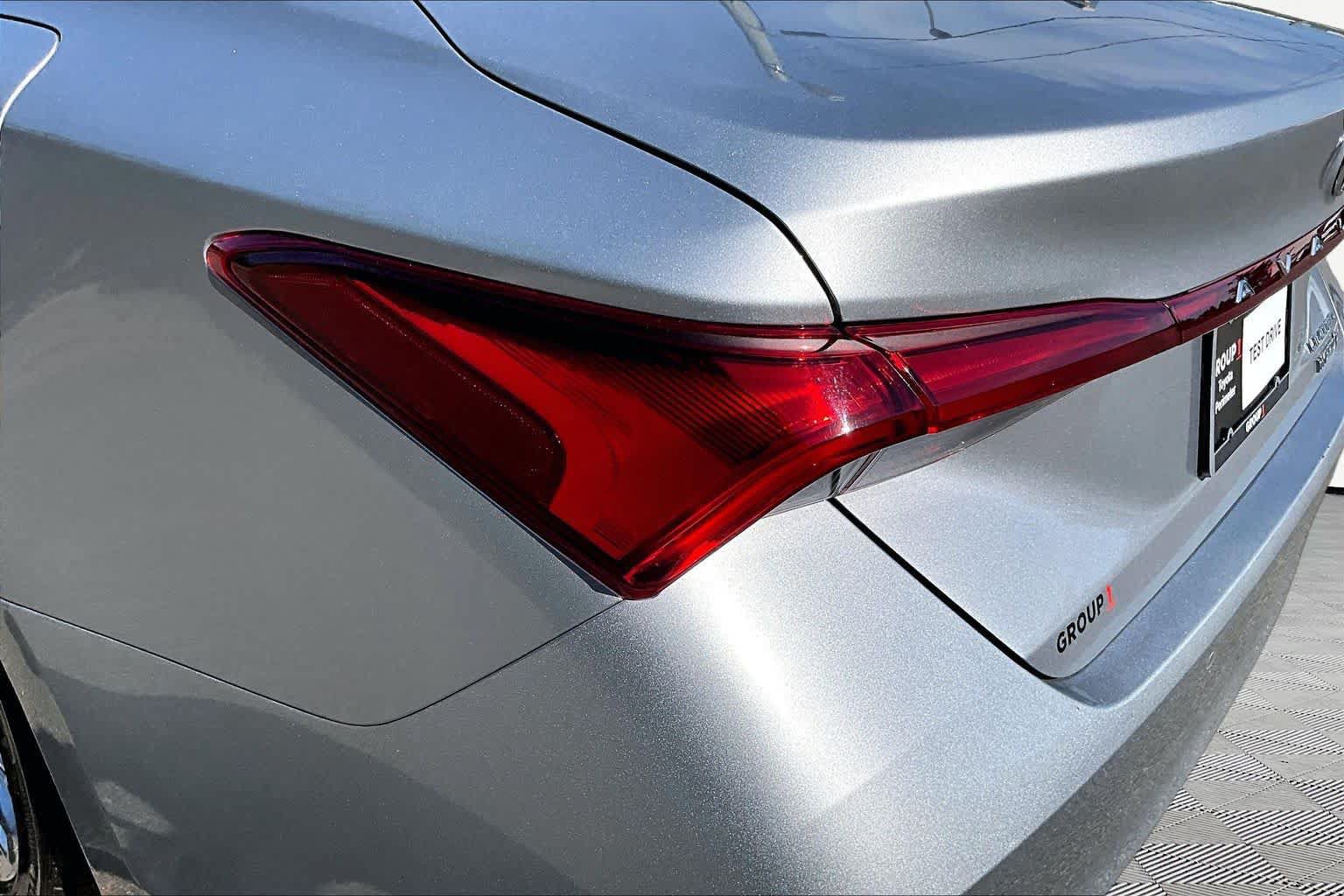 Certified 2021 Toyota Avalon Limited w/ Advanced Safety Package FWD image 29